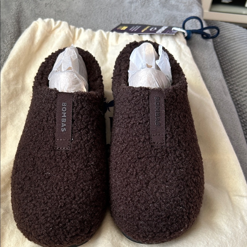 Bombas Brown Sherpa Clog Slippers